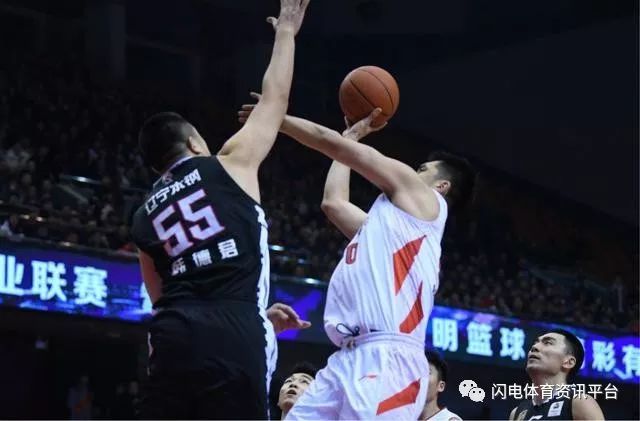 羽毛球公开赛,皖南玄武队与中原闪电队强势反弹,体能对抗拉满!观赏性拉满的简单介绍 羽毛球公开赛,皖南玄武队与中原闪电队强势反弹,体能对抗拉满!观赏性拉满的简单介绍