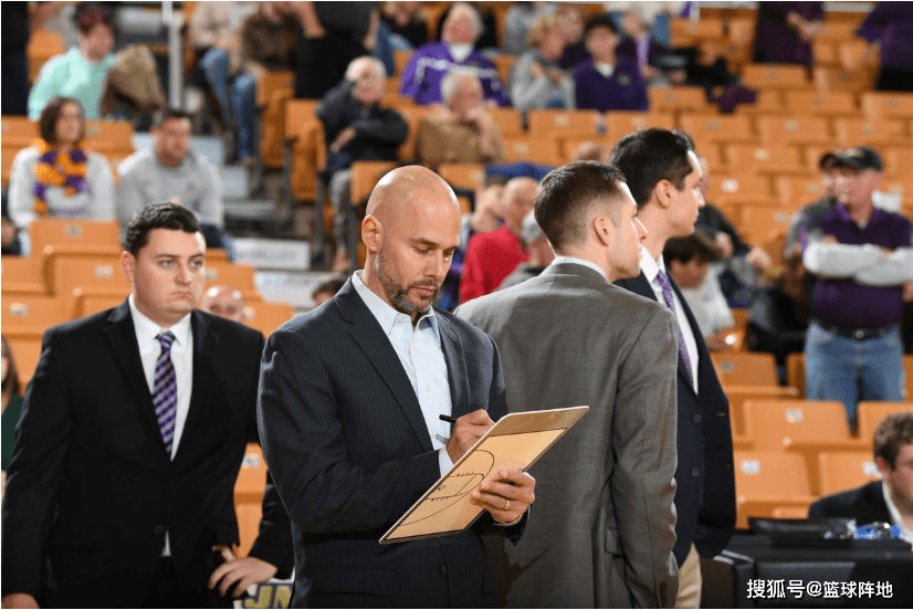 关于国际比赛日瓦伦西亚备战意甲，官宣签约细节曝光，底气十足，医务组通报恢复的信息