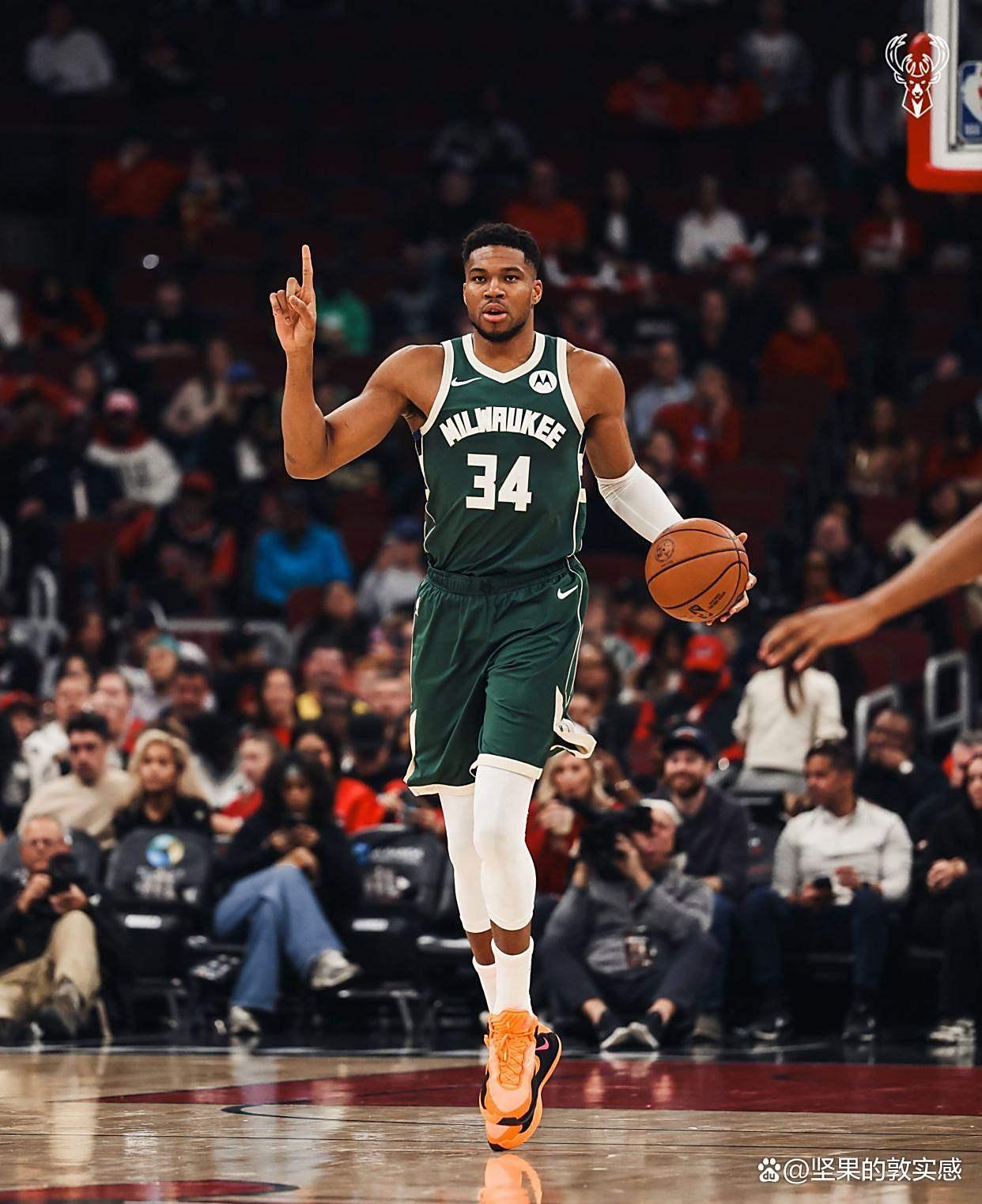 爱游戏体育-包含字母哥新星回归赛场表现惊艳,曼联未来可期!的词条