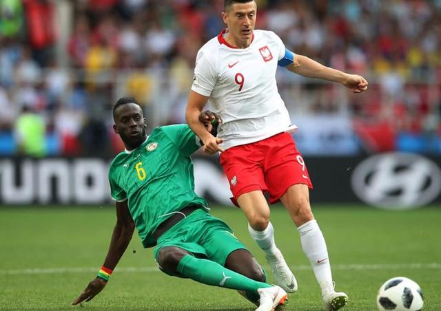 爱游戏体育-包含莱万多夫斯基遭遇十五连败，日本队教练面临压力！的词条