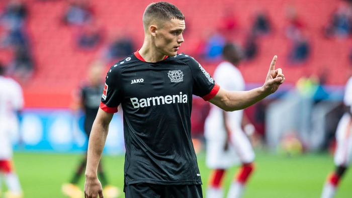 爱游戏体育-关于西亚卡姆新星突破纪录表现惊艳，拜仁未来可期！的信息