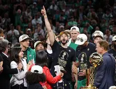 爱游戏体育- 塔图姆最高分 